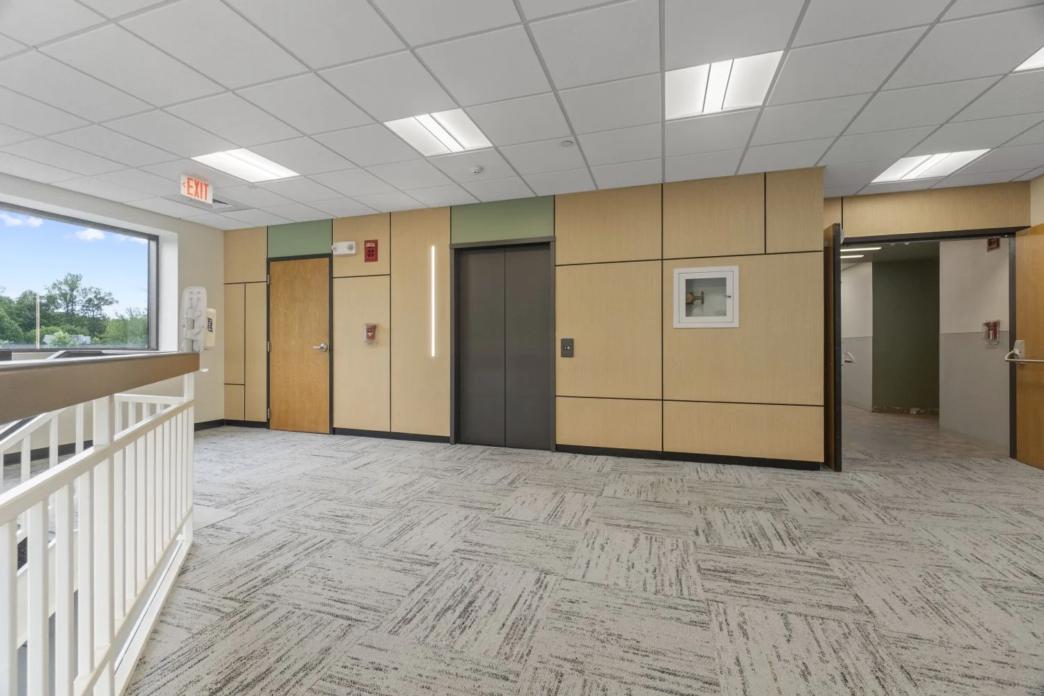 15 Corporate Dr   72 2nd Fl 2.webp